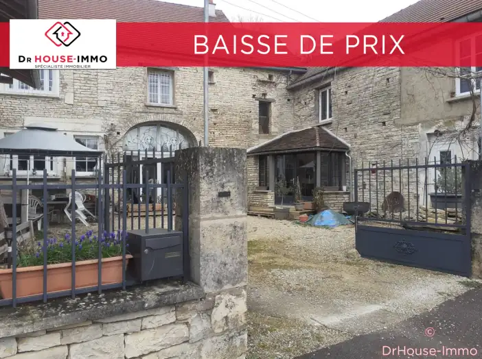 Maison 7 pièces de 244 m² - Baon (89430)