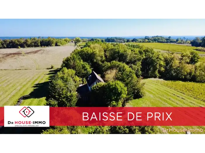 Maison 5 pièces de 159 m² - Monfaucon (24130)