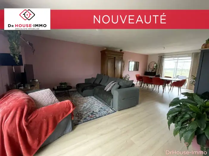 Maison 3 pièces de 90 m² - Ingrandes (86220)