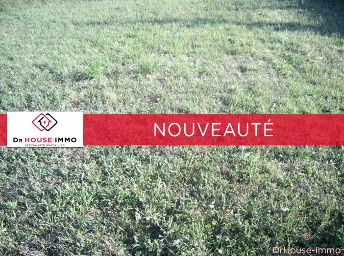Terrain de 2 620 m² - Vars (16330)
