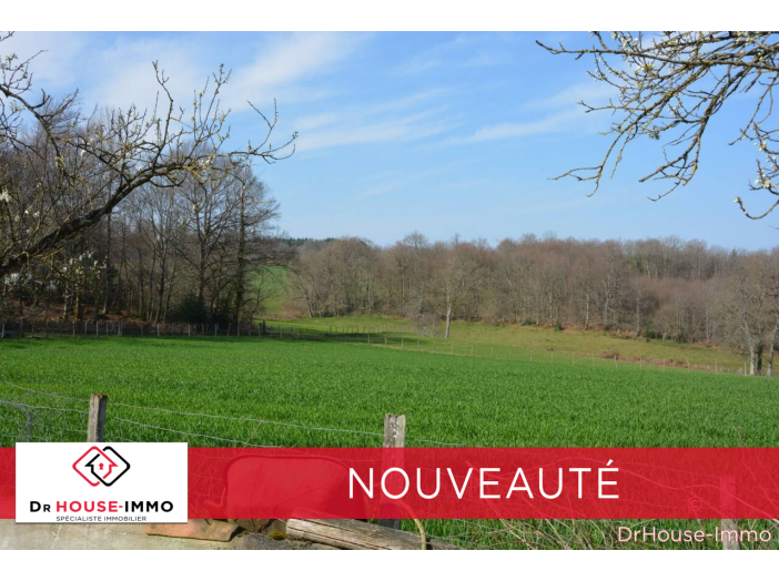 Terrain de 99617m²