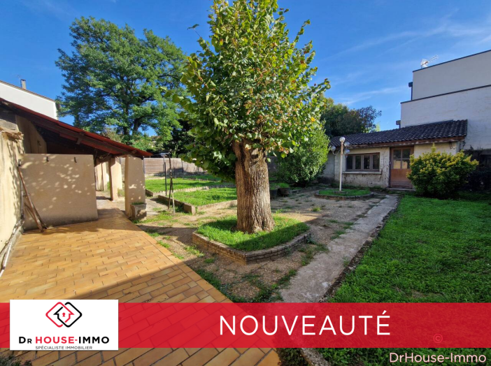 Immeuble 6 pièces de 150 m² - Bourg-de-Péage (26300)
