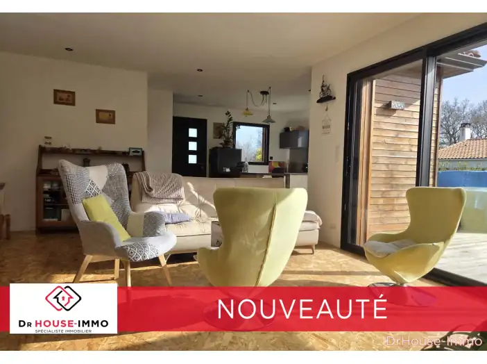 Maison 5 pièces de 97 m² - Saint-Mars-de-Coutais (44680)