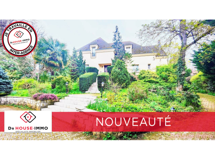 Maison de 600m² - 12 pièces
