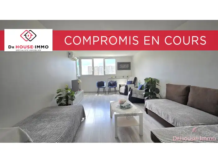Appartement 3 pièces de 69 m² - Bobigny (93000)