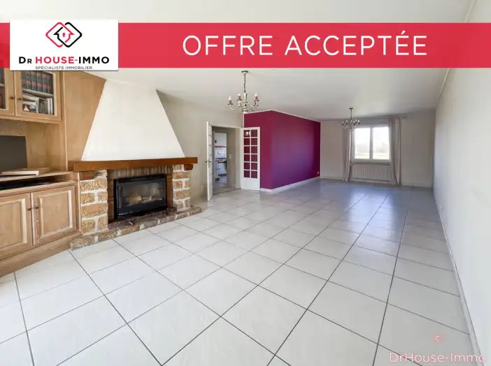 Maison 5 pièces de 142 m² - Prudhomat (46130)