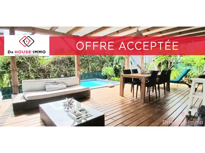 Maison 3 pièces de 110 m² - Saint-François (97118)