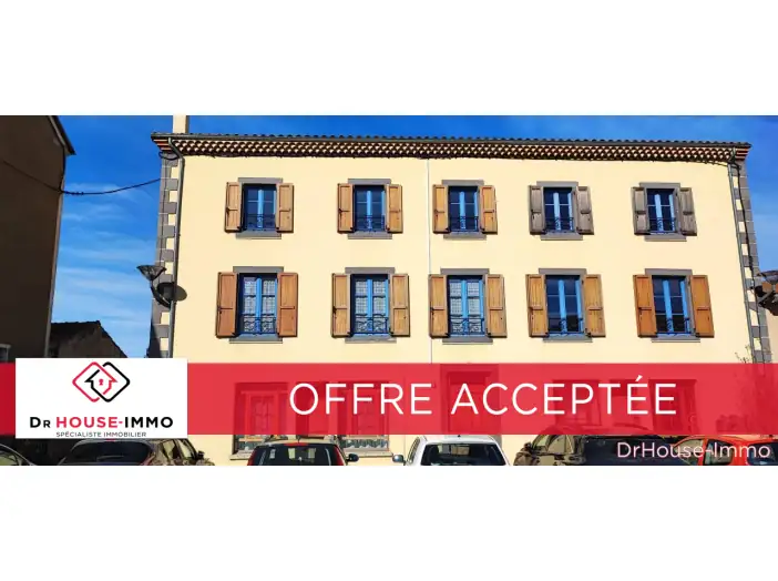 Maison 20 pièces de 350 m² - Siaugues-Sainte-Marie (43300)