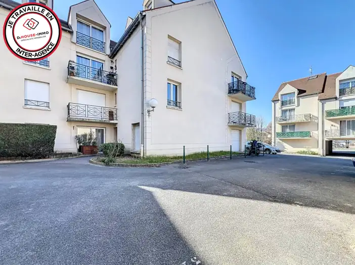 Appartement 4 pièces de 84 m² - Corbeil-Essonnes (91100)