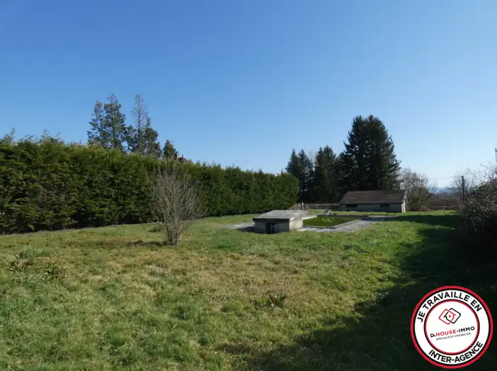 Terrain de 1 374 m² - Relans (39140)