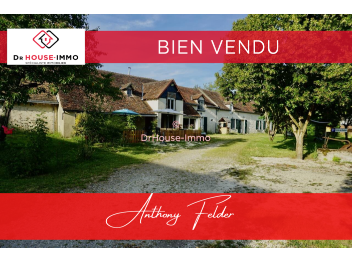 Maison de 300m² - 20 pièces
