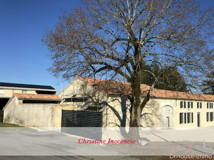 Maison de 258m² - 8 pièces