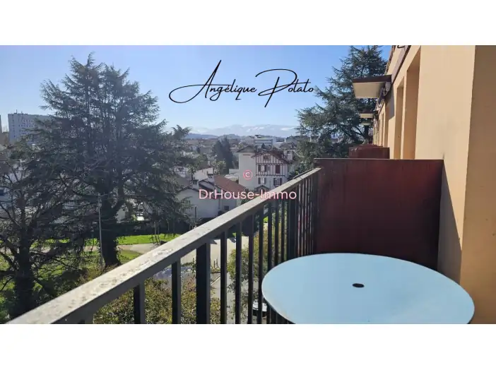 Appartement 3 pièces de 70 m² - Pau (64000)