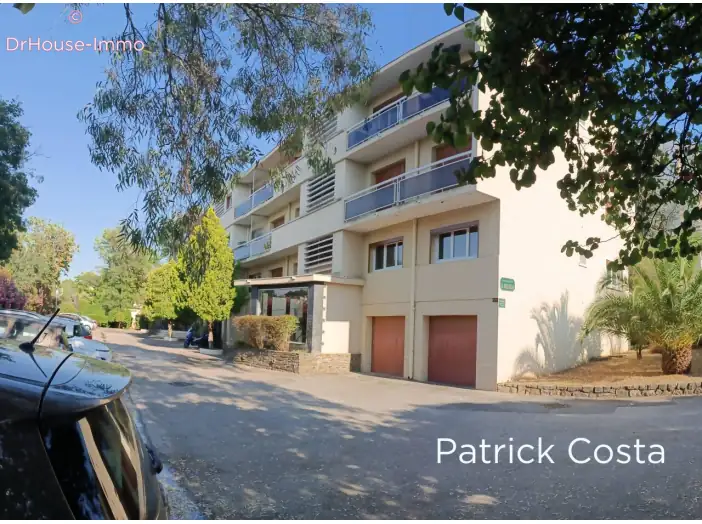 Appartement 4 pièces de 70 m² - Toulon (83000)