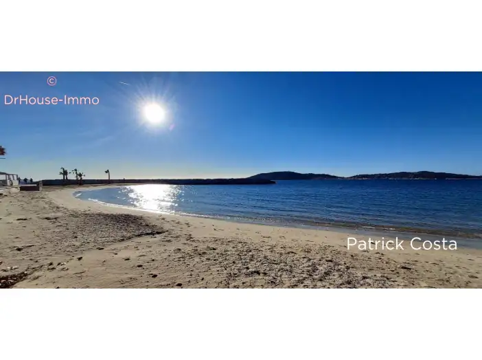 Appartement 5 pièces de 113 m² - Toulon (83000)