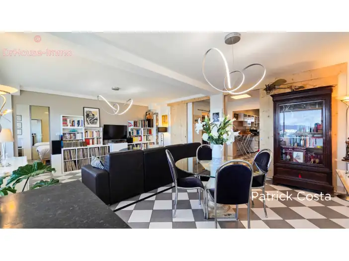 Appartement 5 pièces de 113 m² - Toulon (83000)