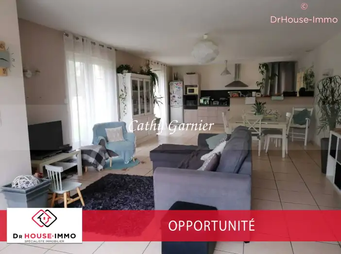 Maison 4 pièces de 106 m² - Fontaine-le-Comte (86240)