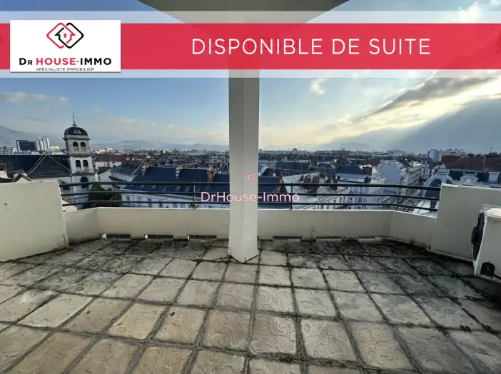 Appartement 3 pièces de 77 m² - Grenoble (38000)