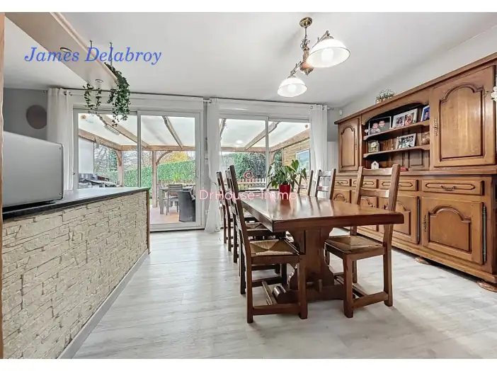 Maison 5 pièces de 115 m² - Poix-de-Picardie (80290)