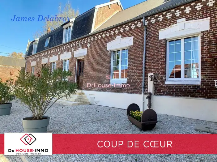 Maison 8 pièces de 230 m² - Curchy (80190)