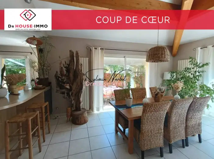 Maison 5 pièces de 160 m² - Le Grau-du-Roi (30240)