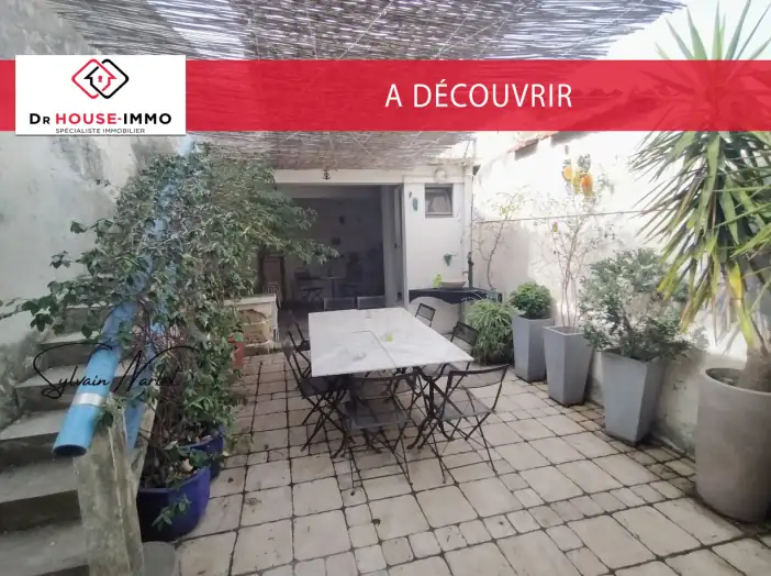 Maison 6 pièces de 147 m² - Aigues-Mortes (30220)