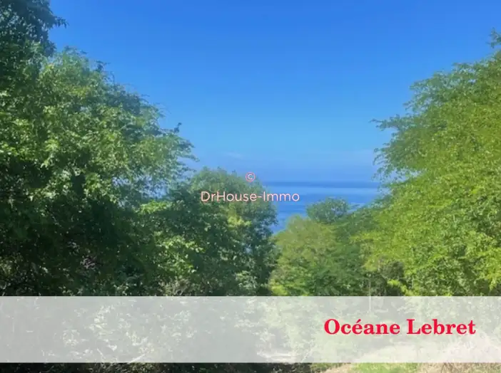 Terrain de 1 161 m² - Bouillante (97125)