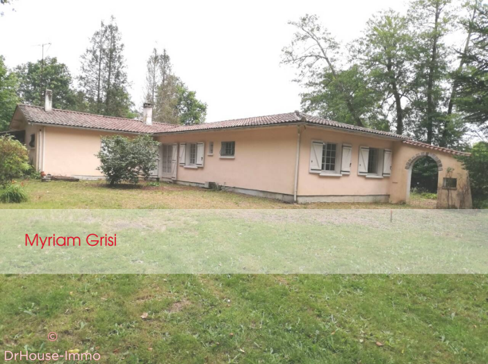 Maison de 220m² - 8 pièces