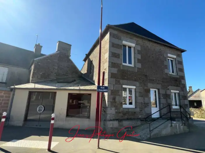 Maison 7 pièces de 135 m² - Vire Normandie (14500)