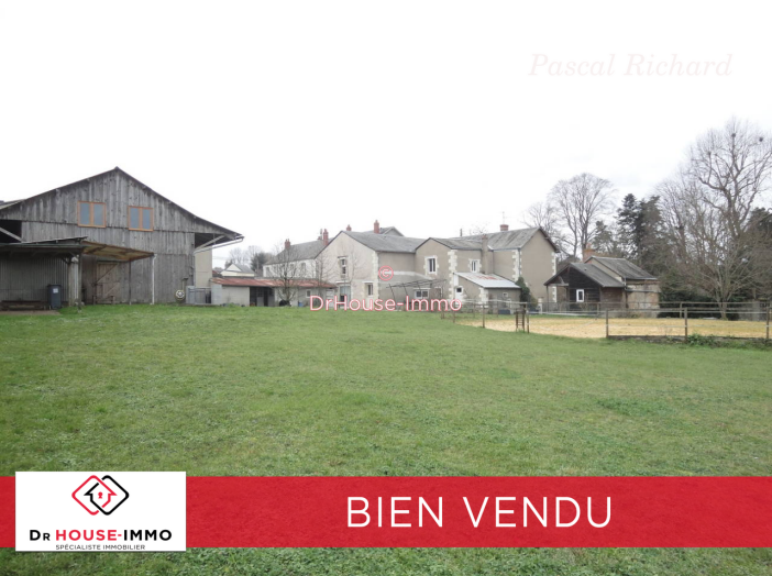Maison de 295m² - 12 pièces
