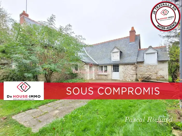 Maison 11 pièces de 205 m² - Cheillé (37190)