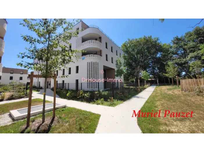 Appartement 4 pièces de 101 m² - Pessac (33600)
