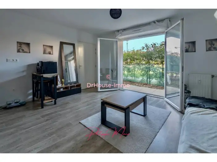 Appartement 2 pièces de 42 m² - Claye-Souilly (77410)