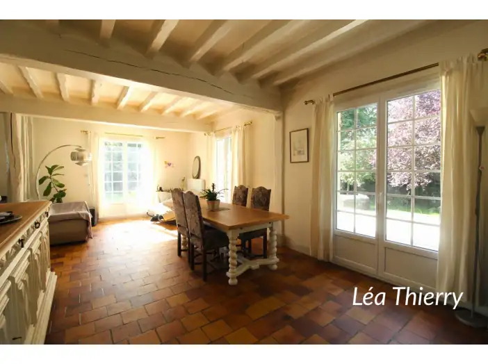 Maison 5 pièces de 147 m² - Saint-Jacques-sur-Darnétal (76160)