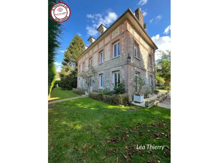 Maison 7 pièces de 436 m² - Lyons-la-Forêt (27480)