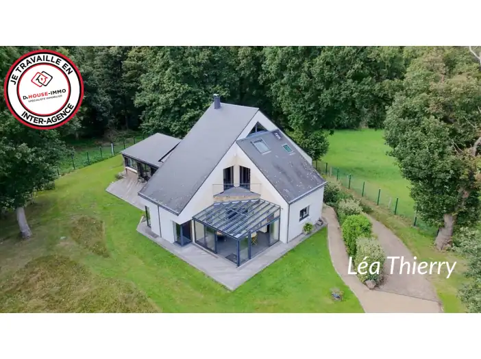 Maison 7 pièces de 300 m² - Lyons-la-Forêt (27480)