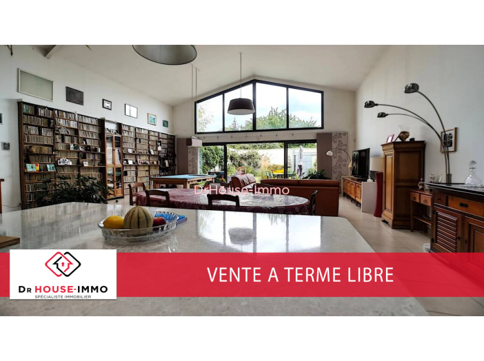 Loft / Atelier de 315m² - 7 pièces