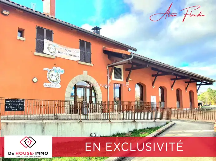 Commerce de 144 m² - Lantriac (43260)