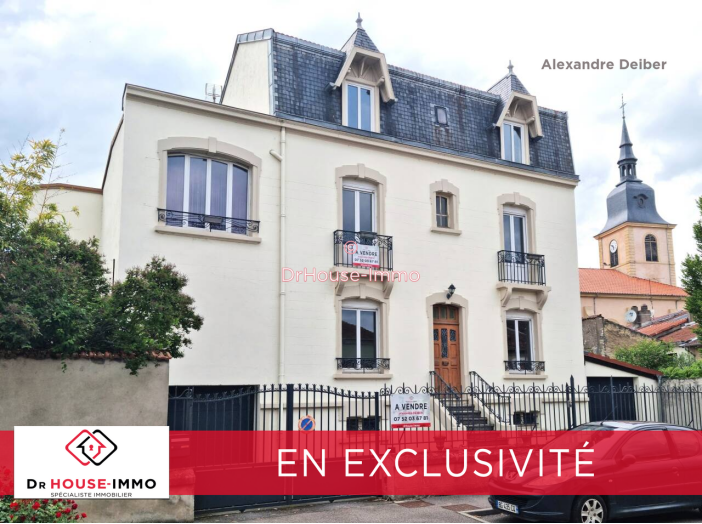Maison de 300m² - 12 pièces