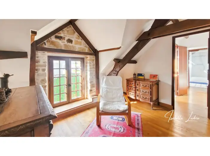 Maison 7 pièces de 172 m² - Sion-les-Mines (44590)