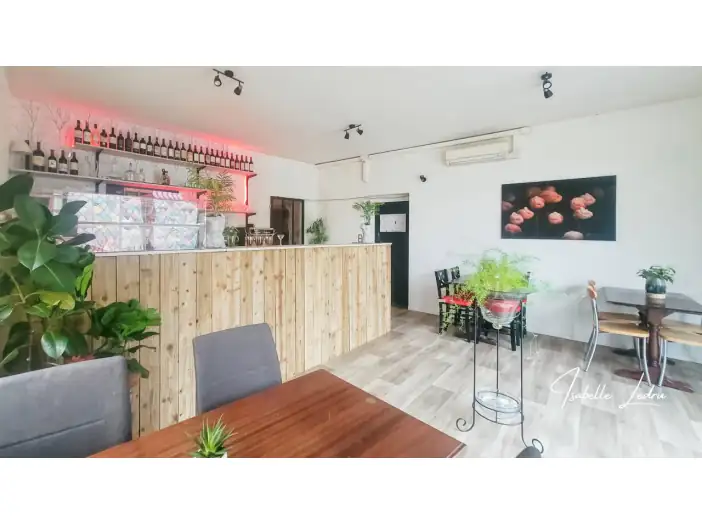 Immeuble 10 pièces de 295 m² - Treffieux (44170)