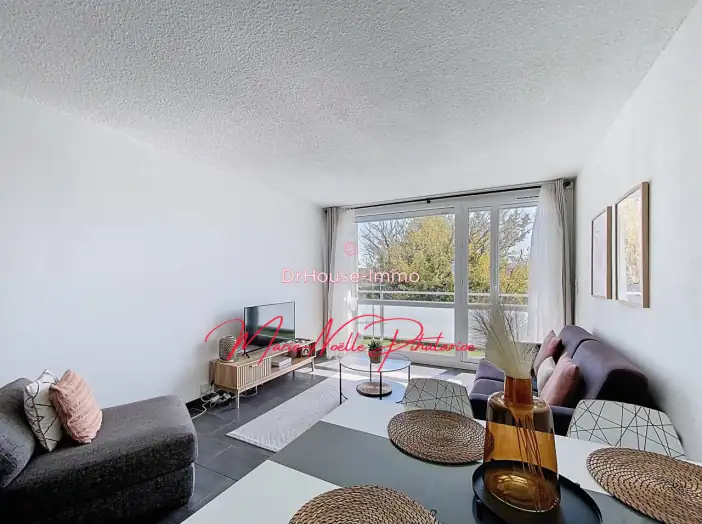 Appartement 4 pièces de 68 m² - Cenon (33150)