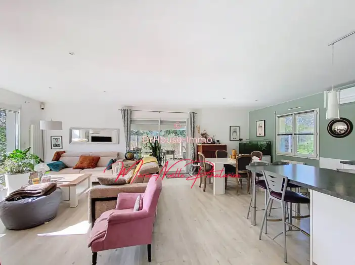 Maison 6 pièces de 124 m² - Saint-Médard-en-Jalles (33160)