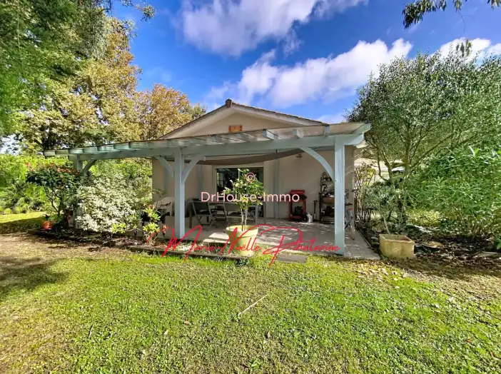 Maison 6 pièces de 124 m² - Saint-Médard-en-Jalles (33160)