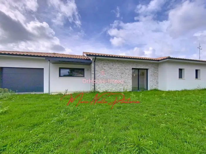 Maison 5 pièces de 166 m² - Cavignac (33620)