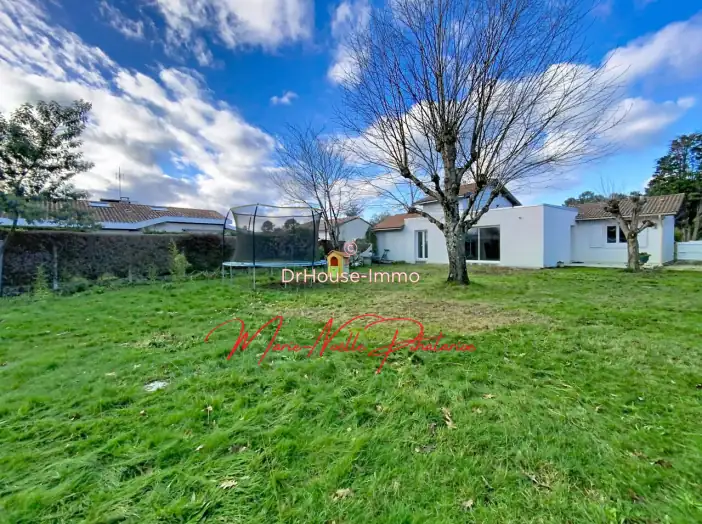 Maison 5 pièces de 125 m² - Marcheprime (33380)