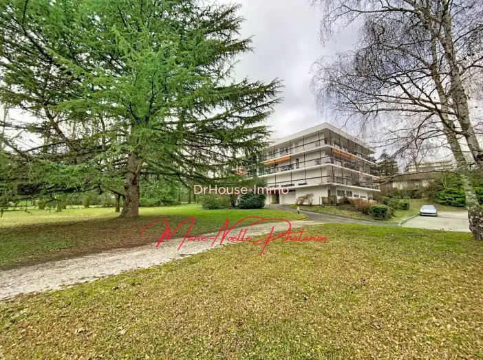 Appartement 2 pièces de 49 m² - Blanquefort (33290)