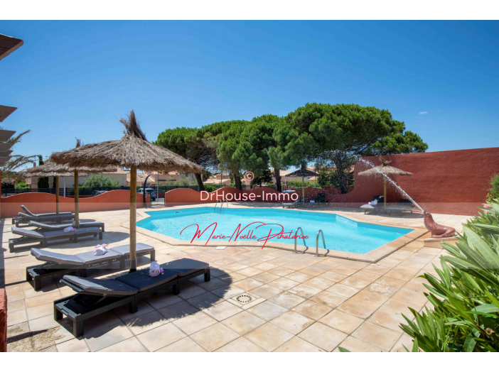 Autre de 2500m² - 100 pièces