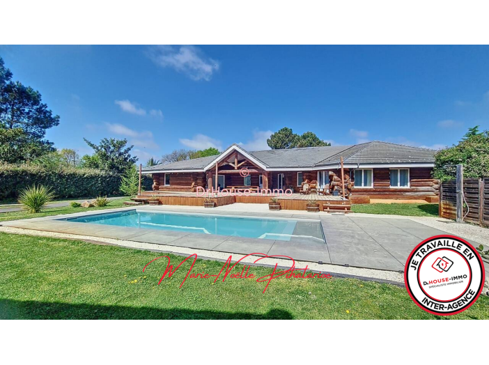 Maison de 390m² - 11 pièces