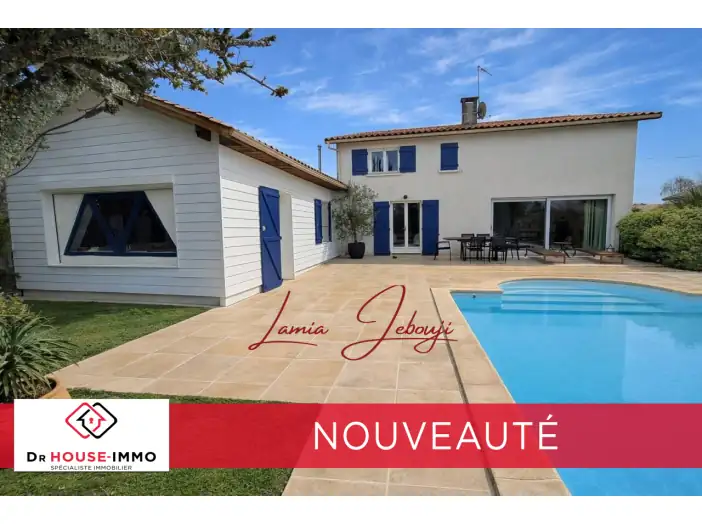 Maison 7 pièces de 186 m² - Le Haillan (33185)